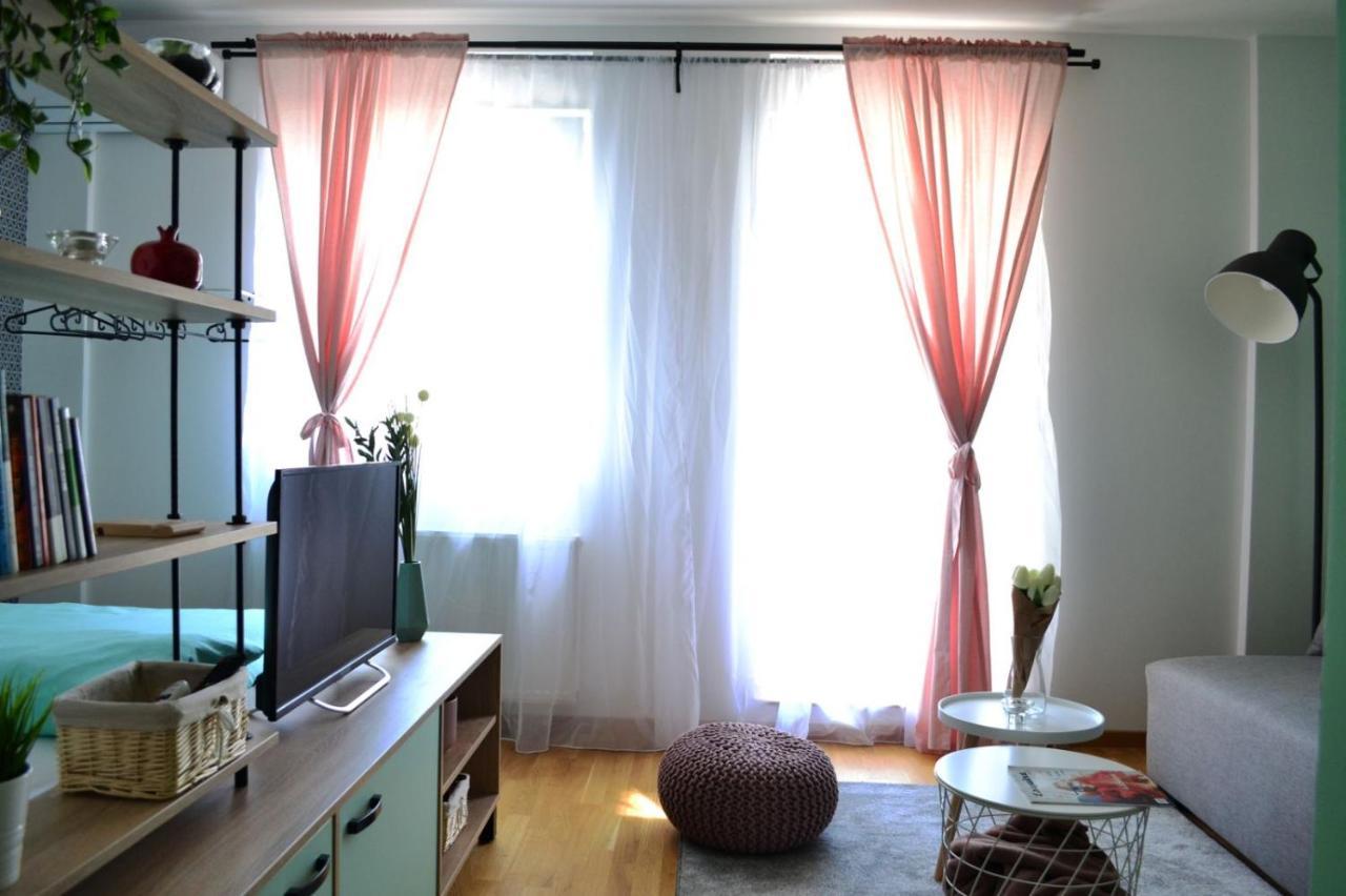 Mateja Apartment Нови Сад Екстериор снимка